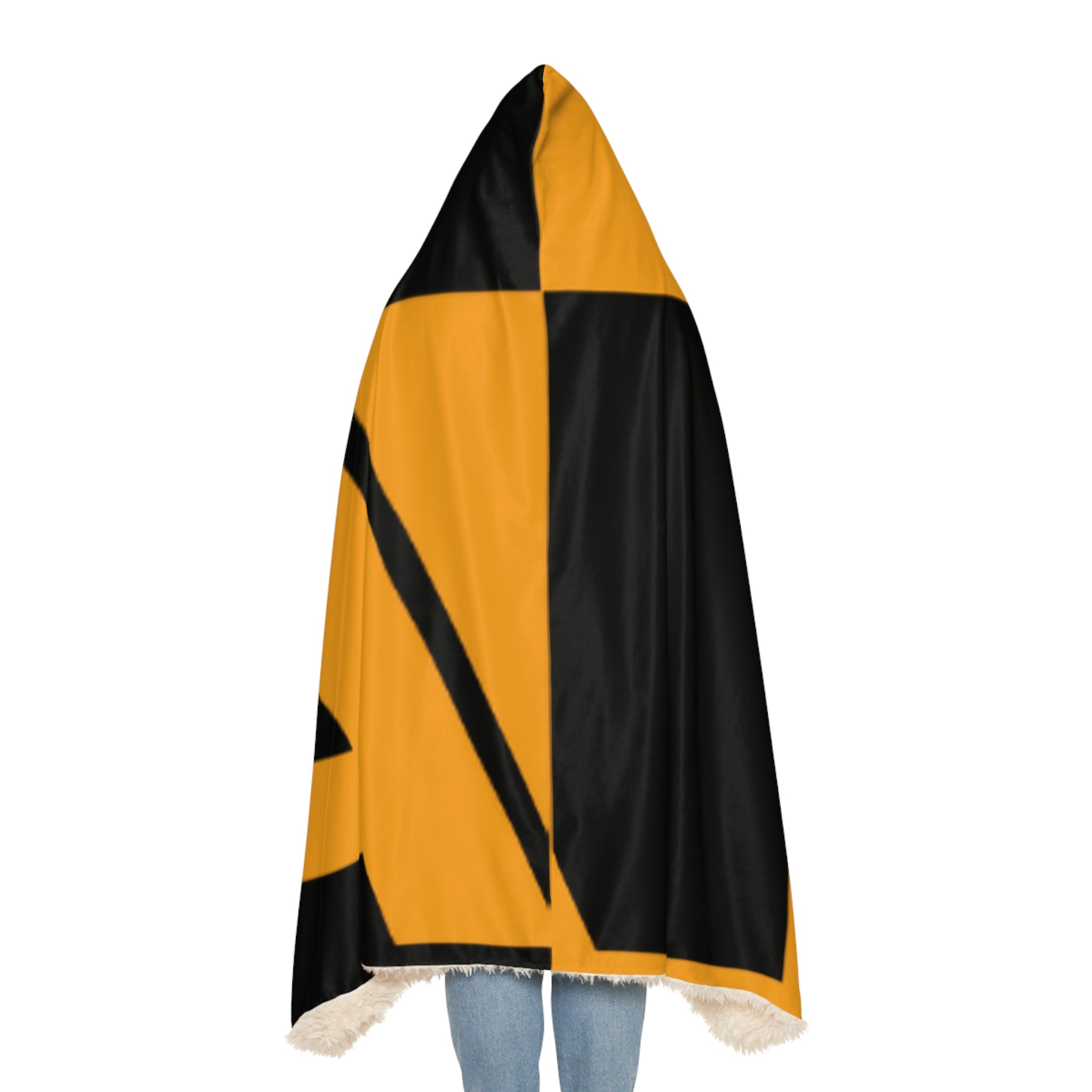 AR HOODED SNUGGLE BLANKET