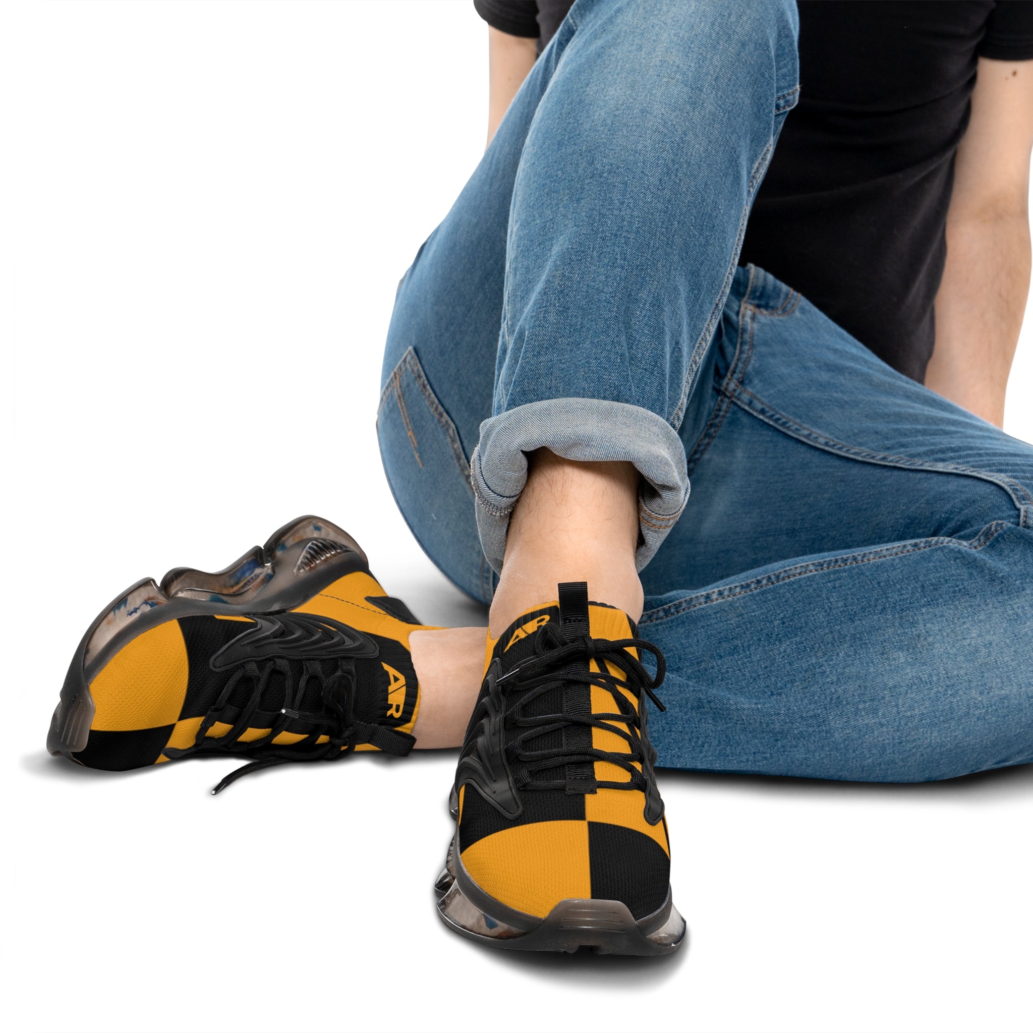 STYLISH MESH SNEAKERS
