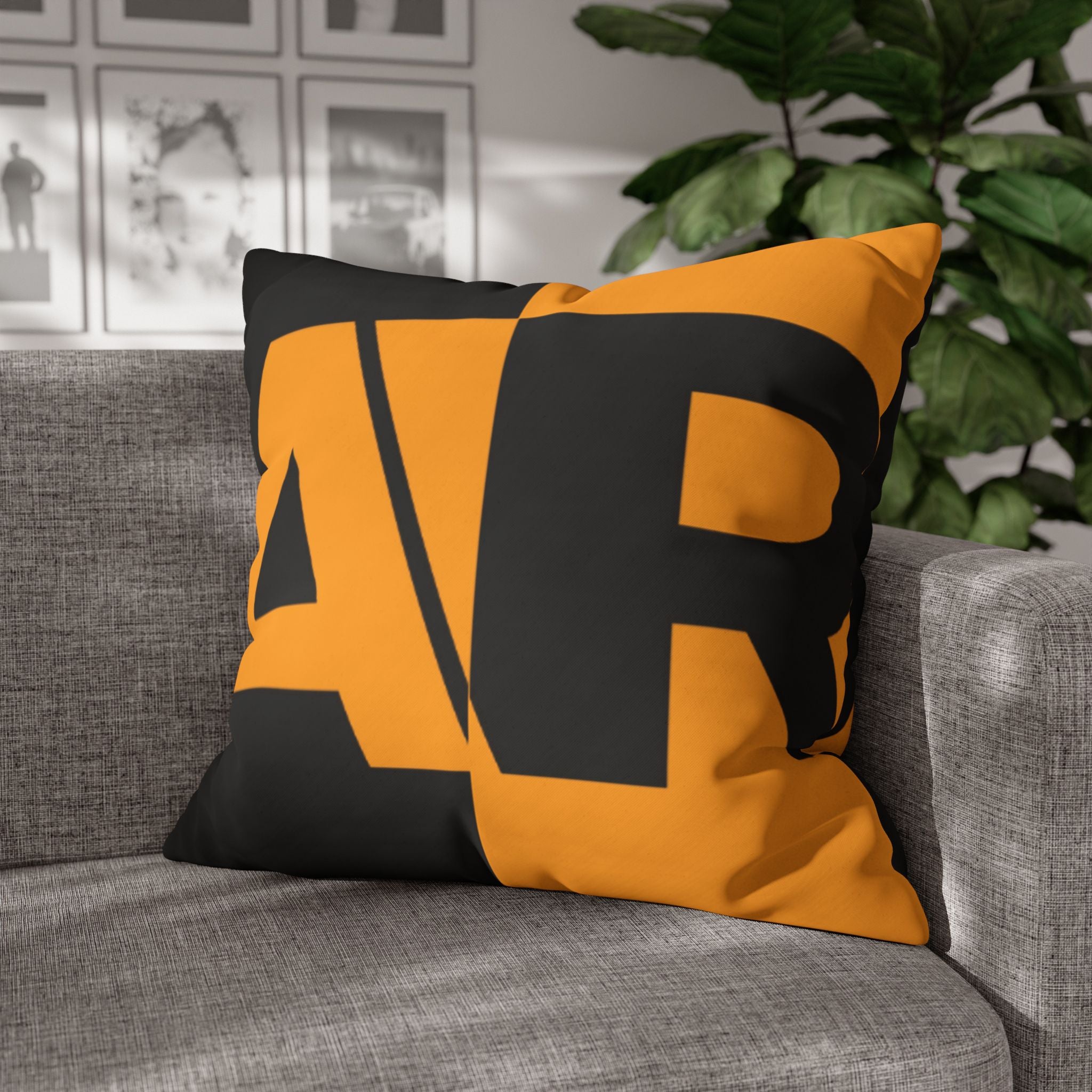 MODERN GEOMETRIC PILLOWCASE